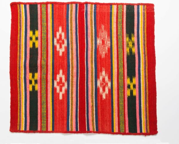 Tapiz chapilca Artesania UC Coleccion de piezas UC scaled